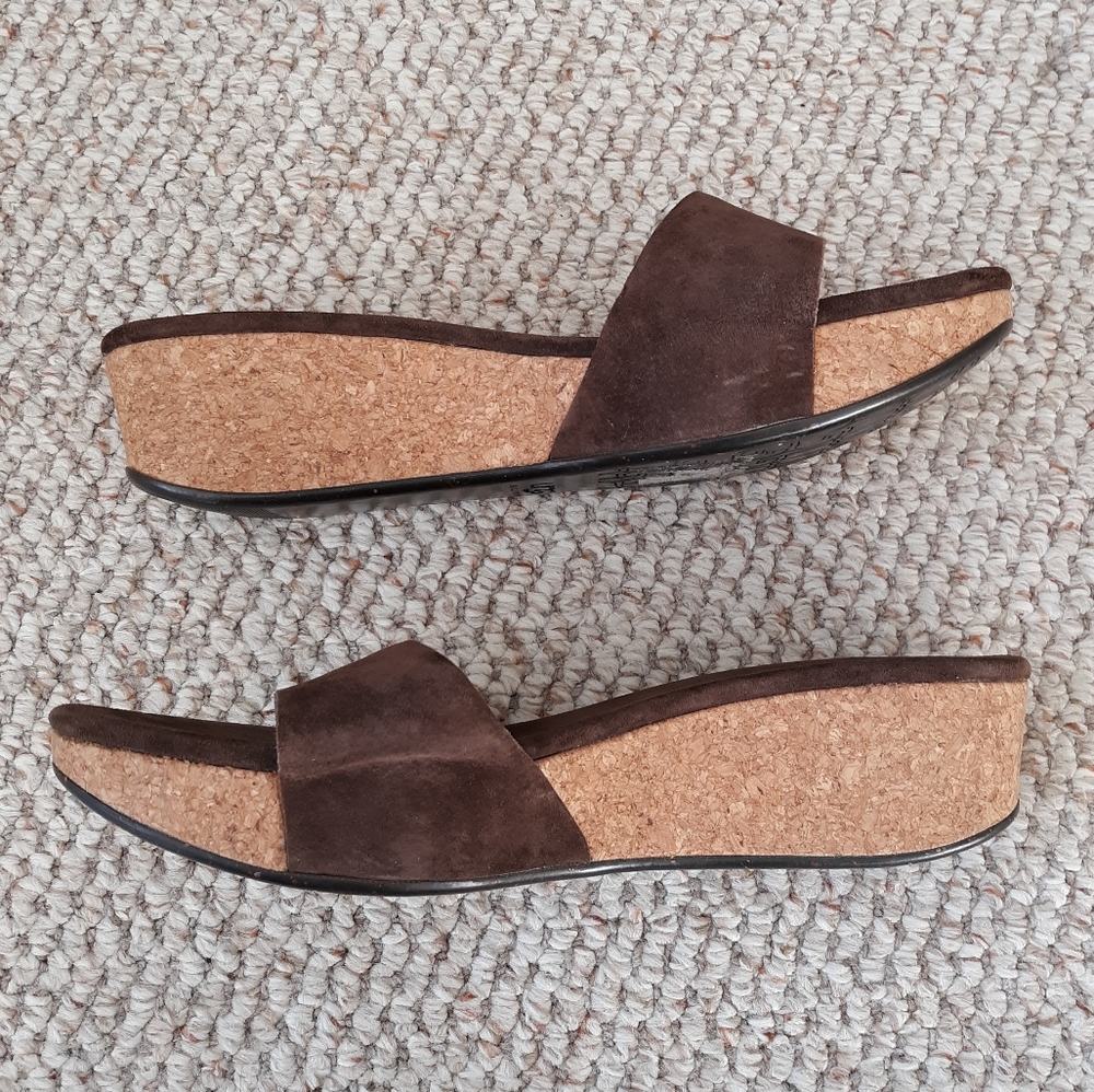 Ugg Basil Slide Sandals - Picture 3 of 7